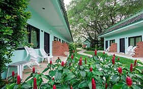 Baantonsai Garden Resort